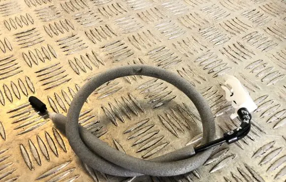 Front door cable line