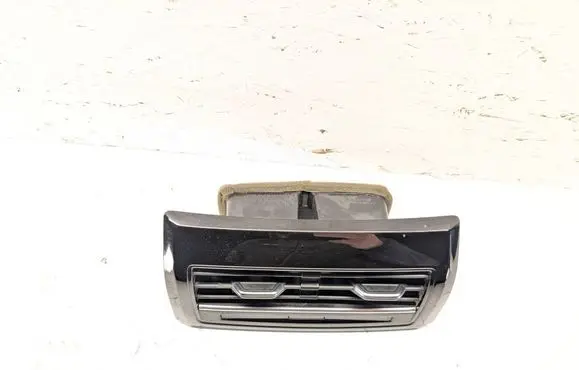 Audi A8 S8 D5 Rear air vent grill 4N0819203 4N0820911