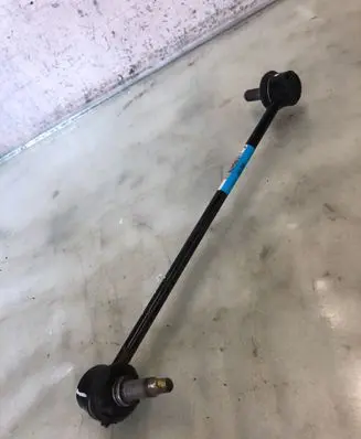 Hyundai Kona II Front anti-roll bar/stabilizer link 