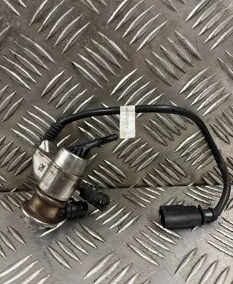 Audi A6 S6 C7 4G AdBlue injector 4G0131113C