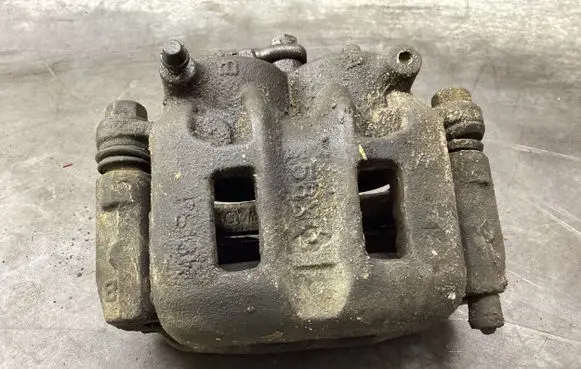 Mitsubishi Grandis Front brake caliper