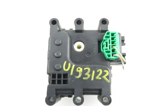 Mazda CX-7 Air flap motor/actuator 7625P