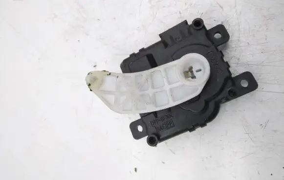 KIA Optima Air flap motor/actuator 138003990