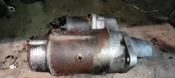 Jaguar XJ X350 Starter motor 