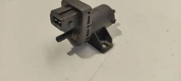 Renault Scenic II - Grand scenic II Turbo solenoid valve 7700113709