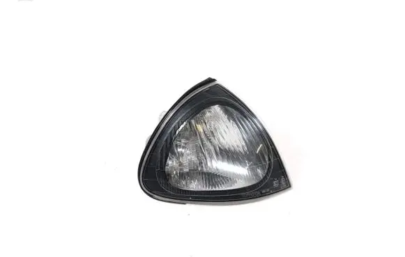 Toyota Avensis T220 Front indicator light