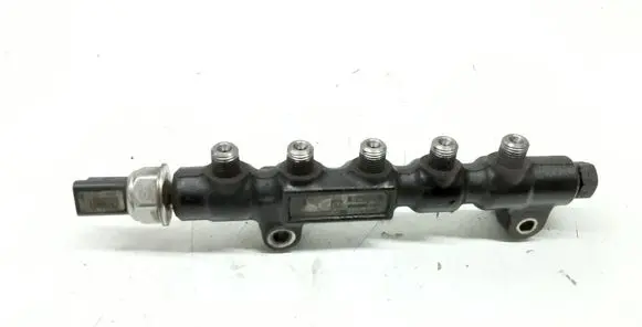 Citroen C5 Fuel main line pipe 9654592680
