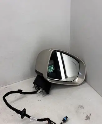 Volvo XC90 Front door electric wing mirror E1041347