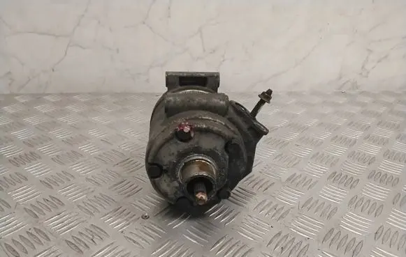 Opel Antara Air conditioning (A/C) compressor (pump) 96861884