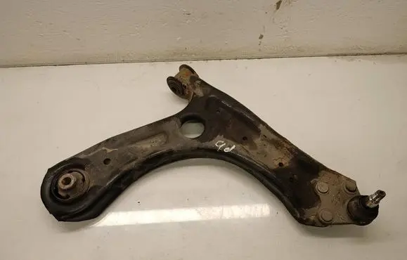 Volkswagen Polo V 6R Front control arm 