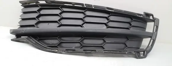Skoda Karoq Front bumper lower grill 57A807368