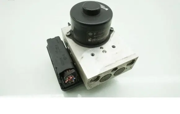 Porsche Cayenne (9PA) ABS Pump 7L0614111H