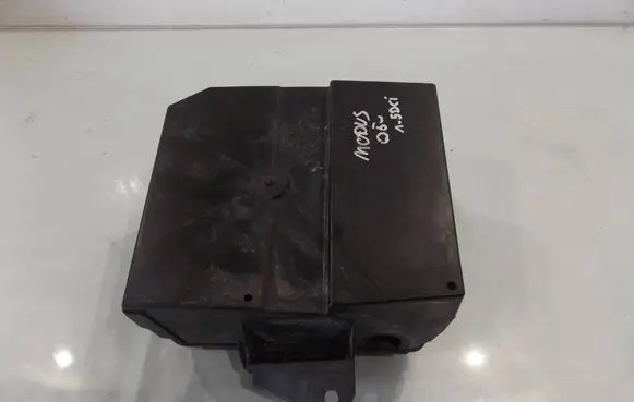 Renault Modus Relay mounting block 