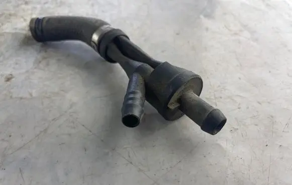 BMW X5 E53 Engine coolant pipe/hose 11611440126