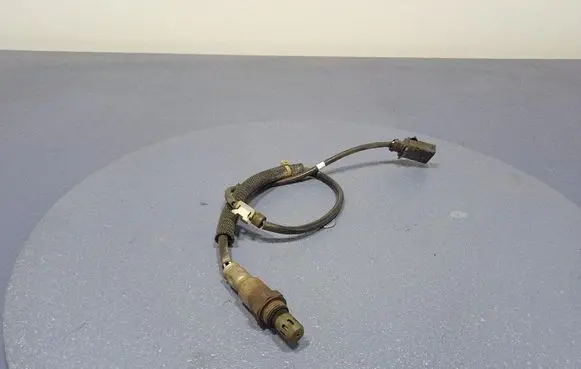 Volkswagen Cross Polo Lambda probe sensor 04C906262Q