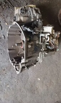 Nissan Qashqai+2 Manual 6 speed gearbox BB60D