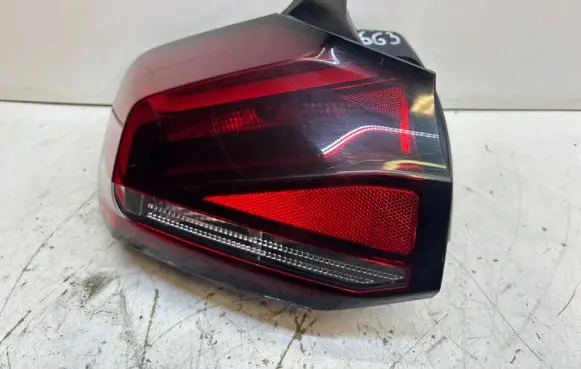 Citroen C4 III e-C4 Rear/tail lights A00AAEC1 0021874006 983100230