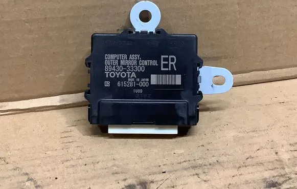 Lexus ES VII XZ10 Wing mirror control module 8943033300