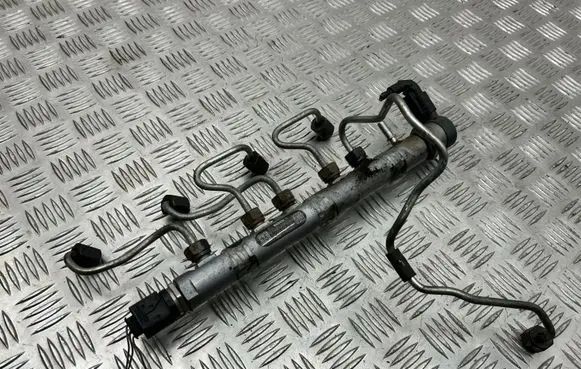 Fuel main line pipe