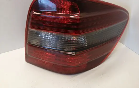 Mercedes-Benz ML W164 Rear/tail lights A1648202264 404102R