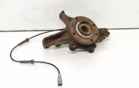 Peugeot 308 Front wheel hub spindle knuckle