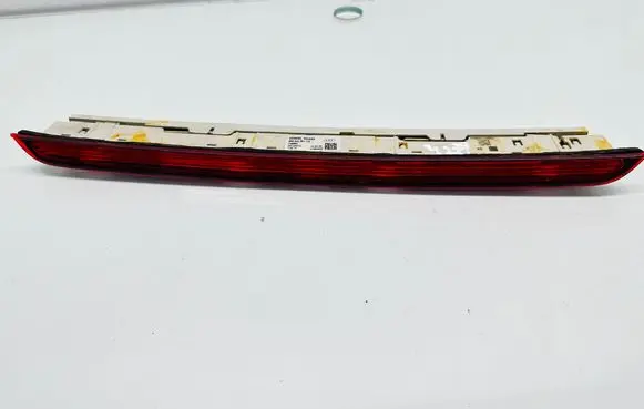 Audi A4 S4 B8 8K Third/center stoplight 8K9945097 21900002