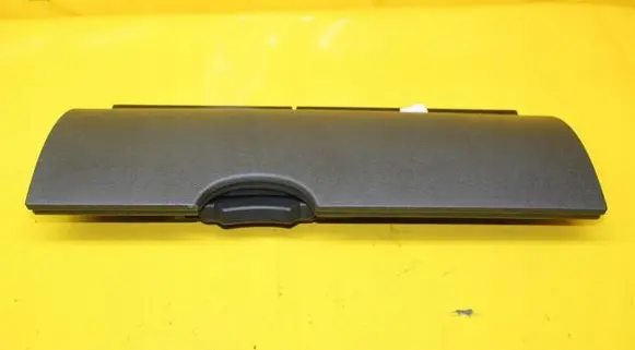 Nissan Navara D40 Glove box