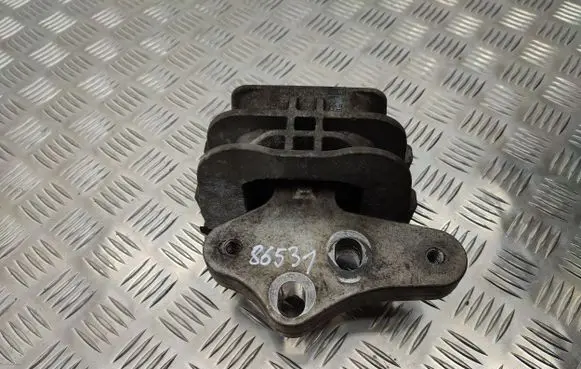 Engine mount bracket