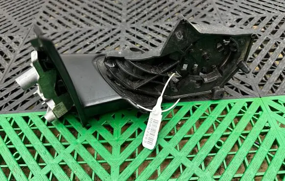 BMW X1 F48 F49 Front door electric wing mirror 232676072 3995