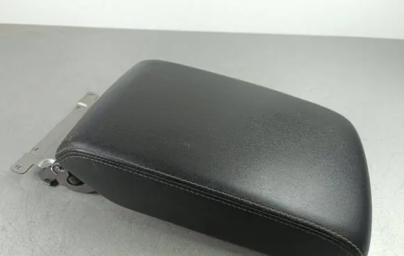 Subaru Outback (BS) Armrest 