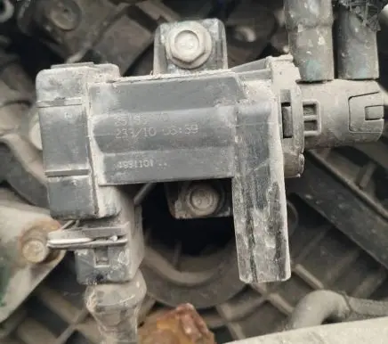 Chevrolet Cruze Turbo solenoid valve 25183170