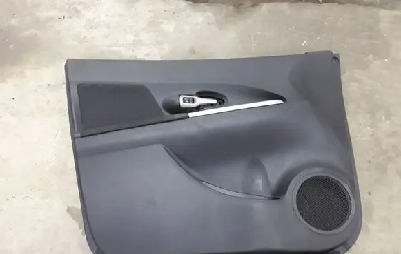 Toyota Urban Cruiser (XP110) Front door card panel trim 6777852170