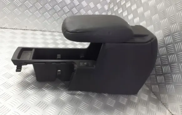 Subaru Forester SH Rear seat armrest 