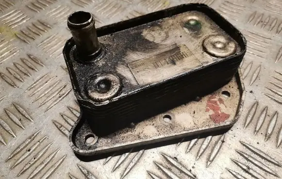 Mercedes-Benz C W203 Gearbox / Transmission oil cooler 6111880301