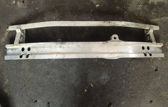 Infiniti EX Front bumper cross member
