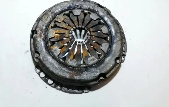Volkswagen Polo III 6N 6N2 6NF Pressure plate 036141025