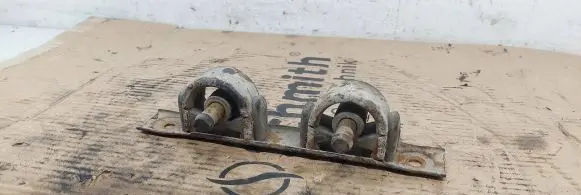 Volkswagen Golf IV Muffler mount bracket/holder 