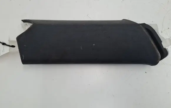 (C) pillar trim