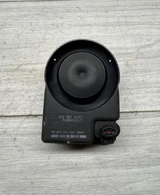 Volkswagen Golf V Alarm system siren 1K0951605C