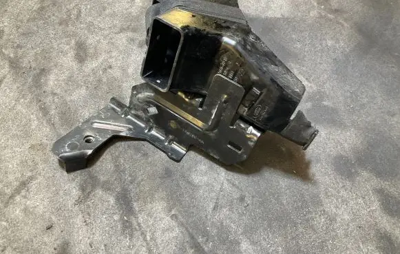 Land Rover Evoque II Other engine bay part J3P314A206B J8F314A206BB