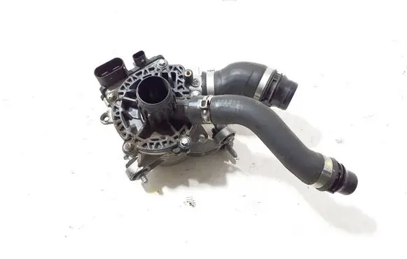 Mercedes-Benz C W206 Water pump A2542003000