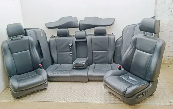 Toyota Avensis T250 Seat set 