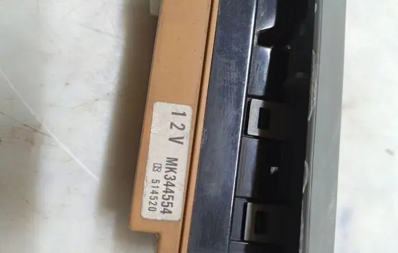Mitsubishi Canter Electric window control switch MK344554 514520