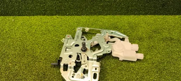 Renault Master III Sliding door lock 826703236R