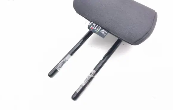 Opel Frontera Rear seat headrest