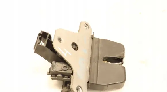 Tailgate/trunk/boot lock/catch/latch