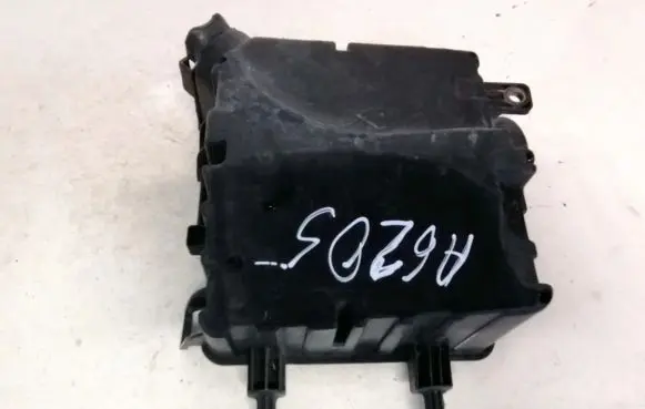 Renault Scenic III - Grand scenic III Fuse box cover 284b10002r