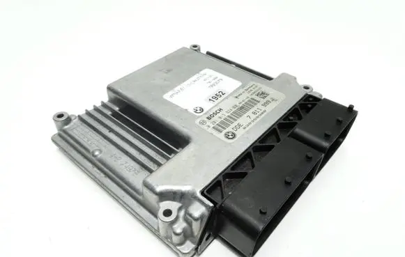 BMW X3 E83 Engine control unit/module 7811999 0281013924 030359900