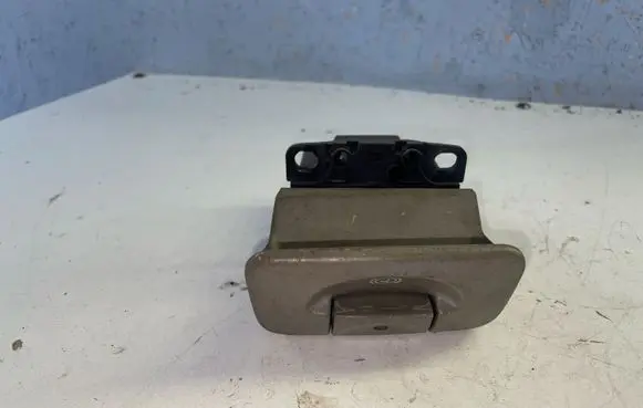 Renault Scenic II - Grand scenic II Hand brake release handle 8200243681