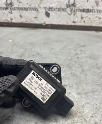 Volkswagen PASSAT B5.5 ESP acceleration yaw rate sensor 8E0907637A 0265005245 0027617